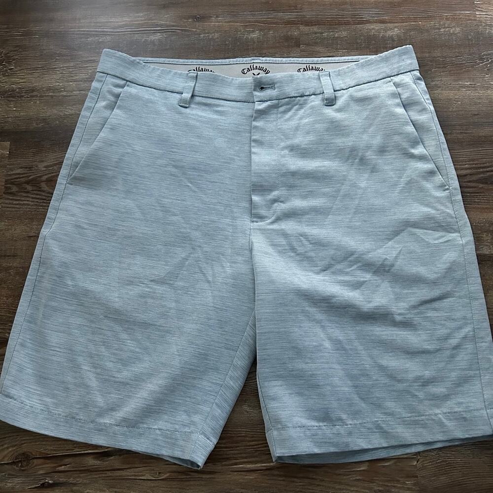 Callaway Men’s Golf Shorts Size 36 Light Blue – Great Condition